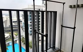 I City Residence, 2 Bedroom 4-6 Pax Unit, Walking To Theme N Water Park & Shopping Mall